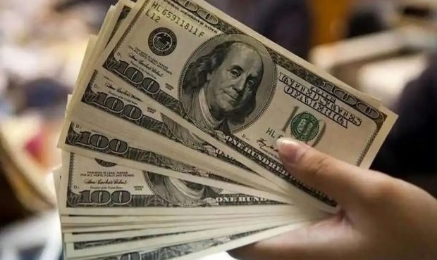کاهش شکاف دلار آزاد و توافقی، فرصتی طلایی برای آزادسازی سامانه ارزی کاهش شکاف دلار آزاد و توافقی، فرصتی طلایی برای آزادسازی سامانه ارزی